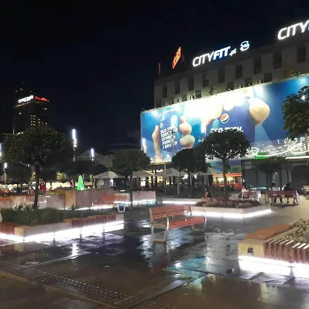 Modern Retro Apartament קטוביץ